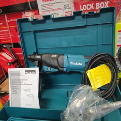 Makita SDS PLUS CHIPPING ROTARY HAMMER, CORDED,FINANCING AVAILABLE