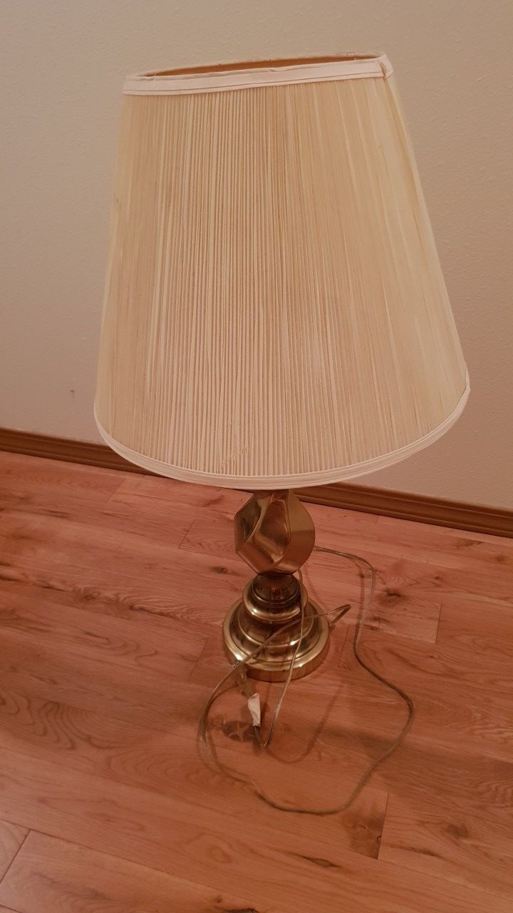 Vintage table lamp circa 1985