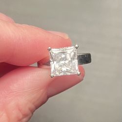2ct Princess Cut Engagement Ring – "Simulated" Diamond in White Gold Setting