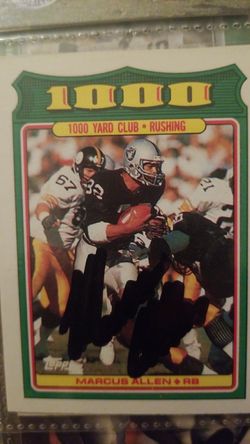 Marcus allen signed 1000 yard rushing club football card