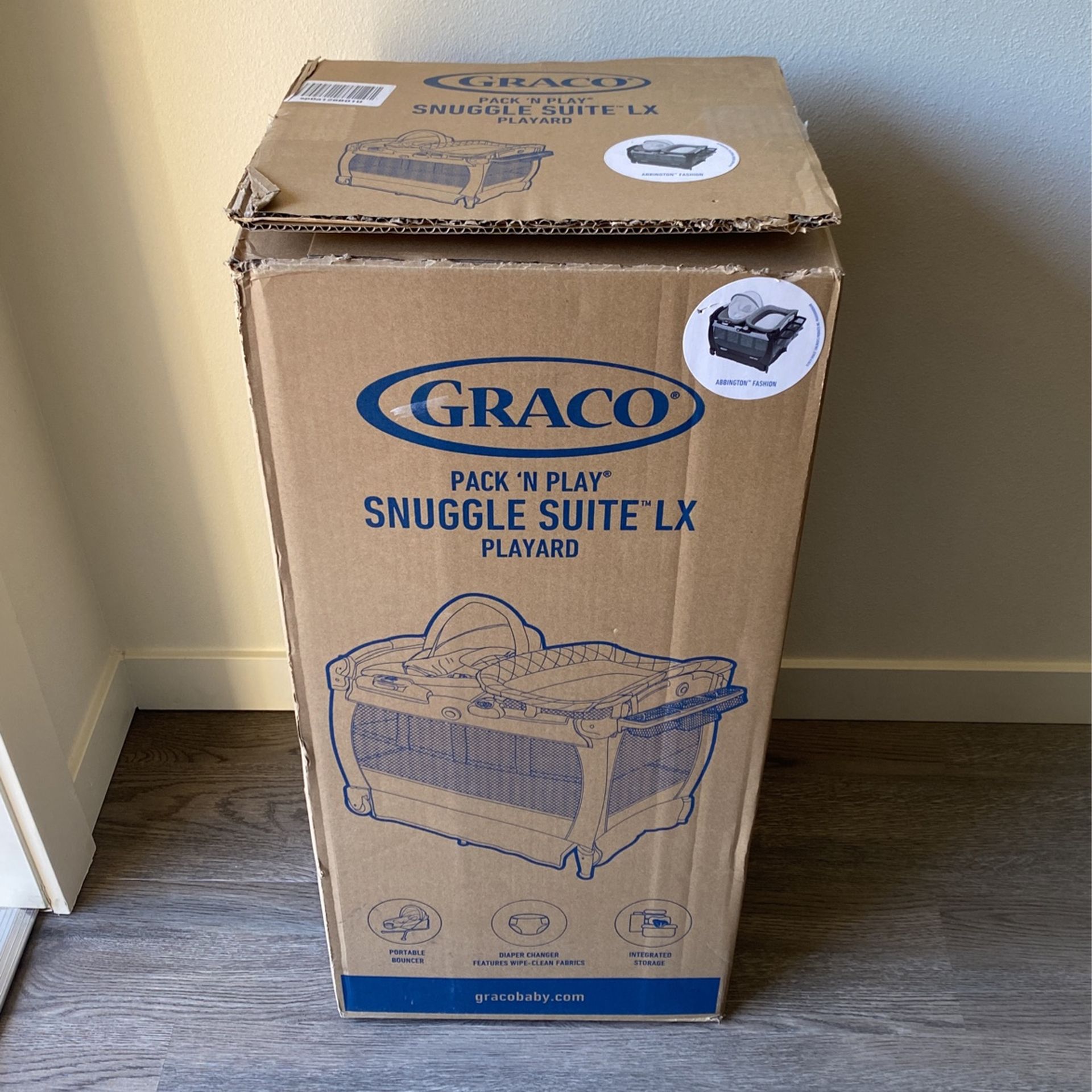 BRAND NEW Graco Pack & Play