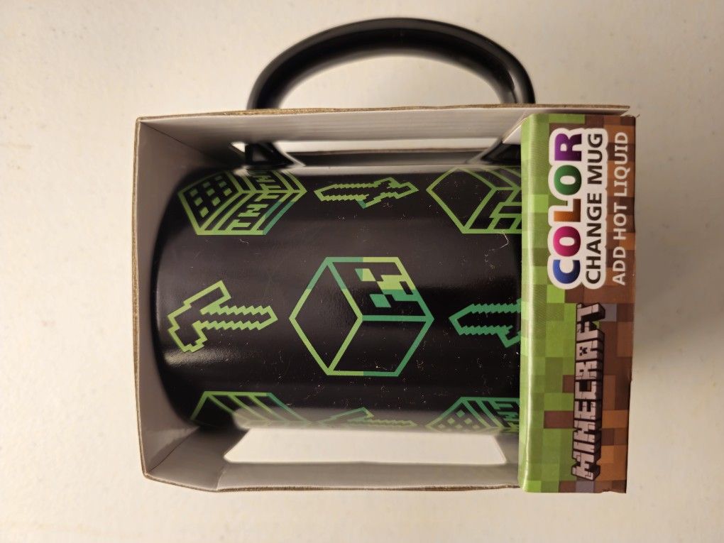 Color Changing Minecraft Cup