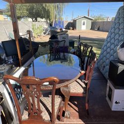 Vintage Table and 4 Chairs
