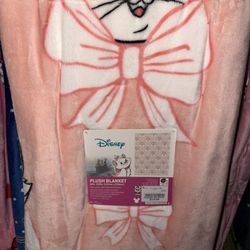 Marie Blanket