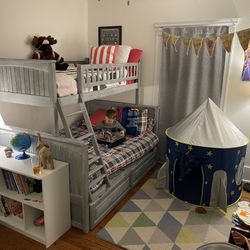 Bunk Bed/Mattresses/Bedding