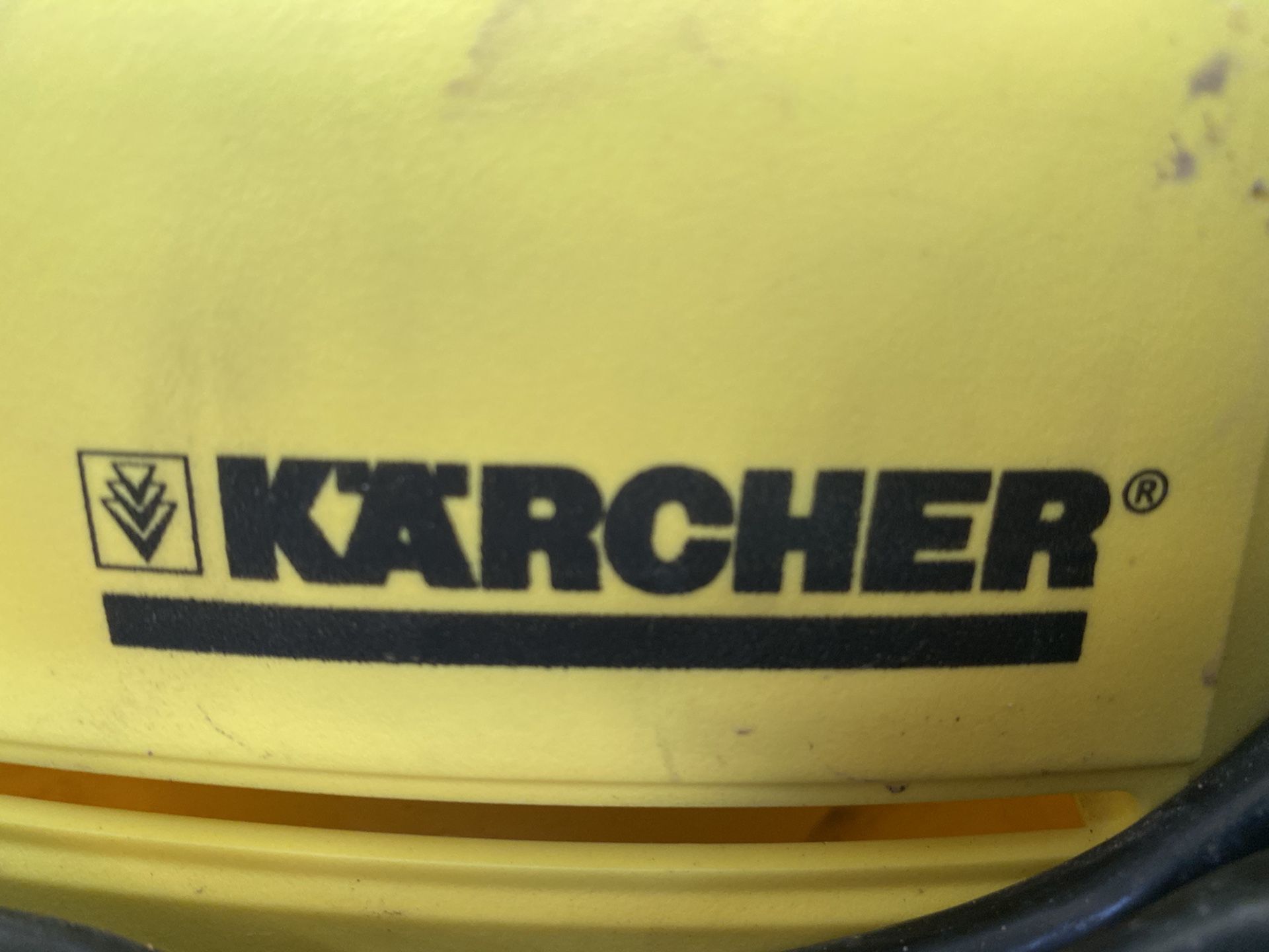 Karcher 1500 psi electric pressure washer