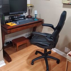 Wooden Desk/Glass Top / Desk Chair - 2' X 3"