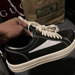 Low top ricks 500)”$ size 12
