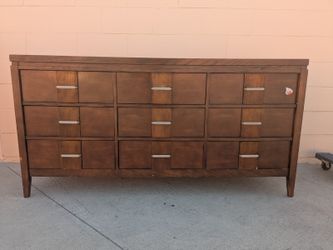 9-Drawer Wood Dresser with Tapered Legs