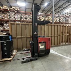 Raymond Reach Trucks 