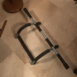 Push-Up & Pull-Up Bar