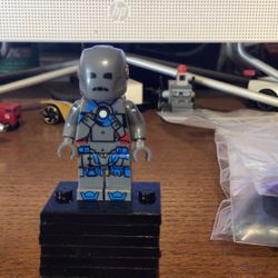 Lego Compatible Iron Man MK1