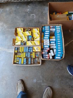 Auto Fuses And Lamps For Automobiles