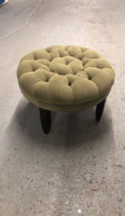 18”x28” round very good condition like new
