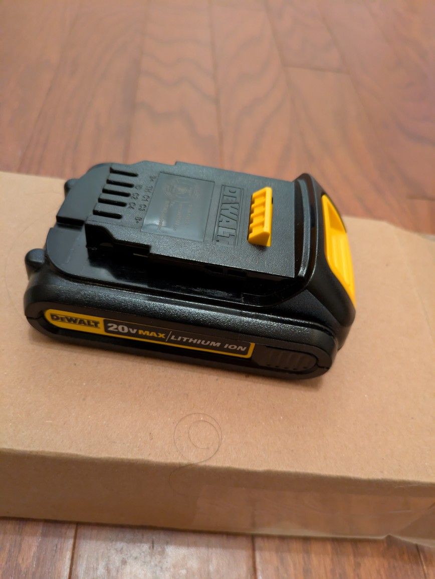 DeWalt 1.5 AH Battery And Charger 