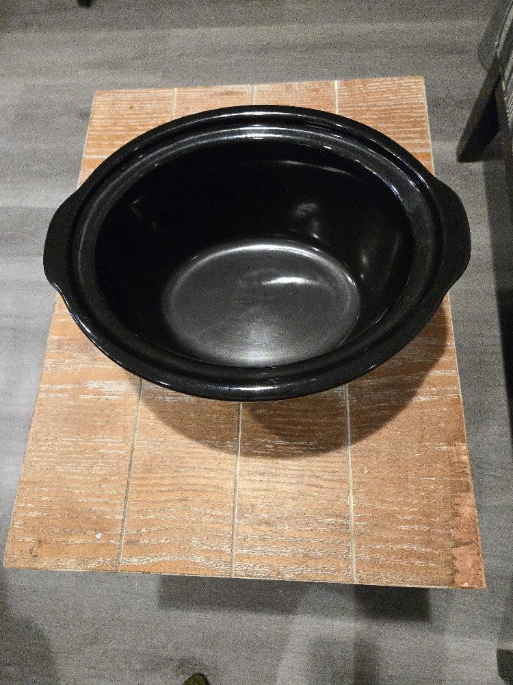 Ceramic POT