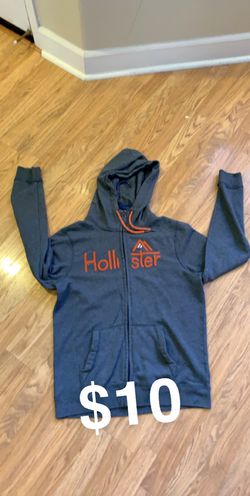 Brand new Hollister hoodie Size:L