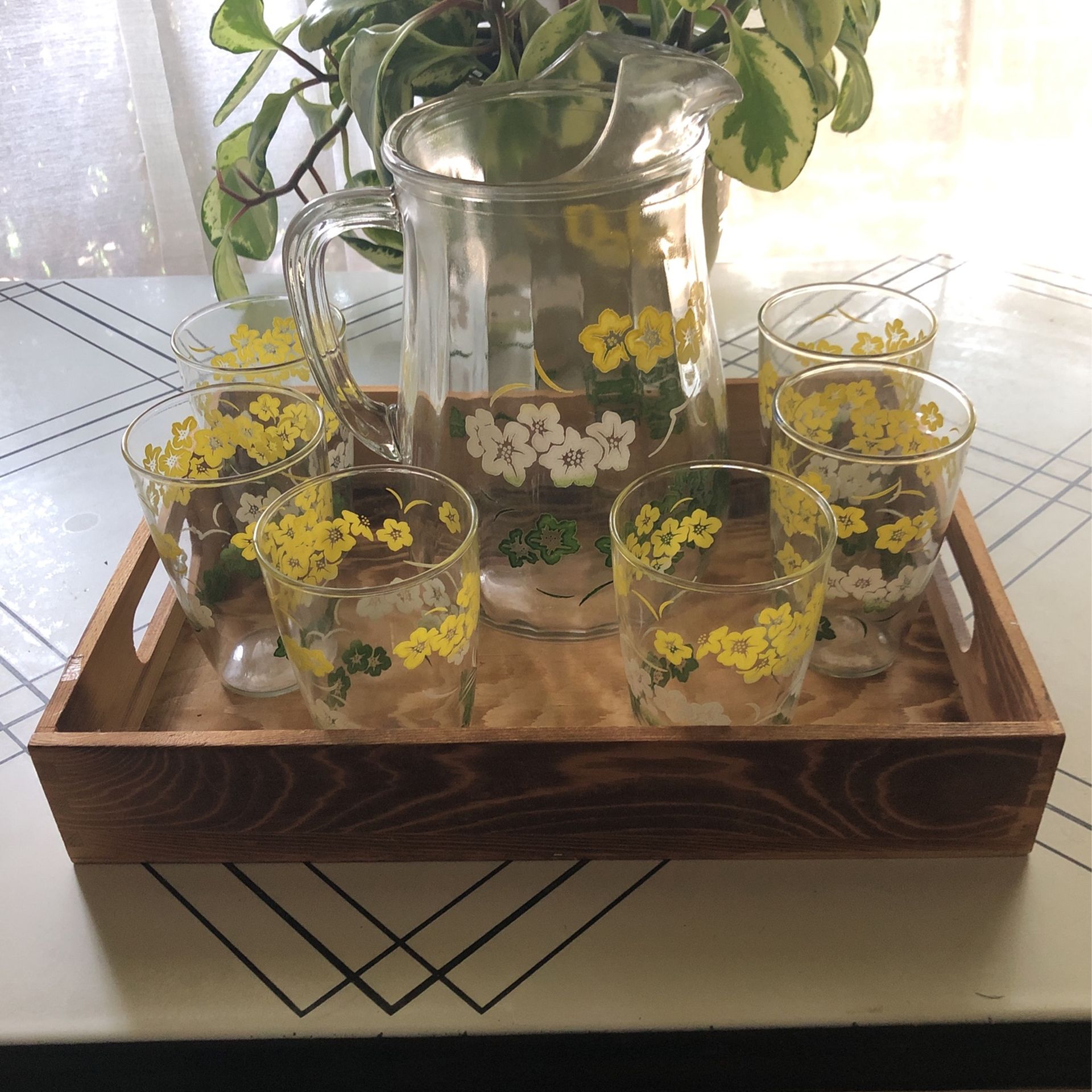 1950’s-60”s Glass Floral Pitcher With 6 Glasses