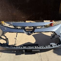 2020 2021 Toyota Corolla LE Front Bumper OEM