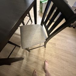 Dining Table With 4 High Chairs