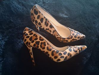 Leopard Pumps