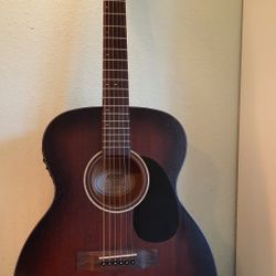 Acoustic Guitar With Fishman Pickup & Deluxe Hard Case