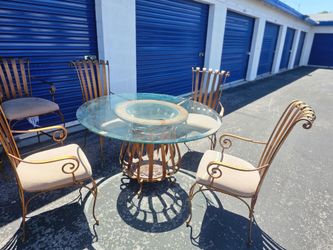 Beautiful dining set table