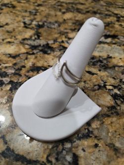 NEW SIZE 7 925 STERLING SILVER WITH VVSI CLARITY MAN MADE DIAMONDS