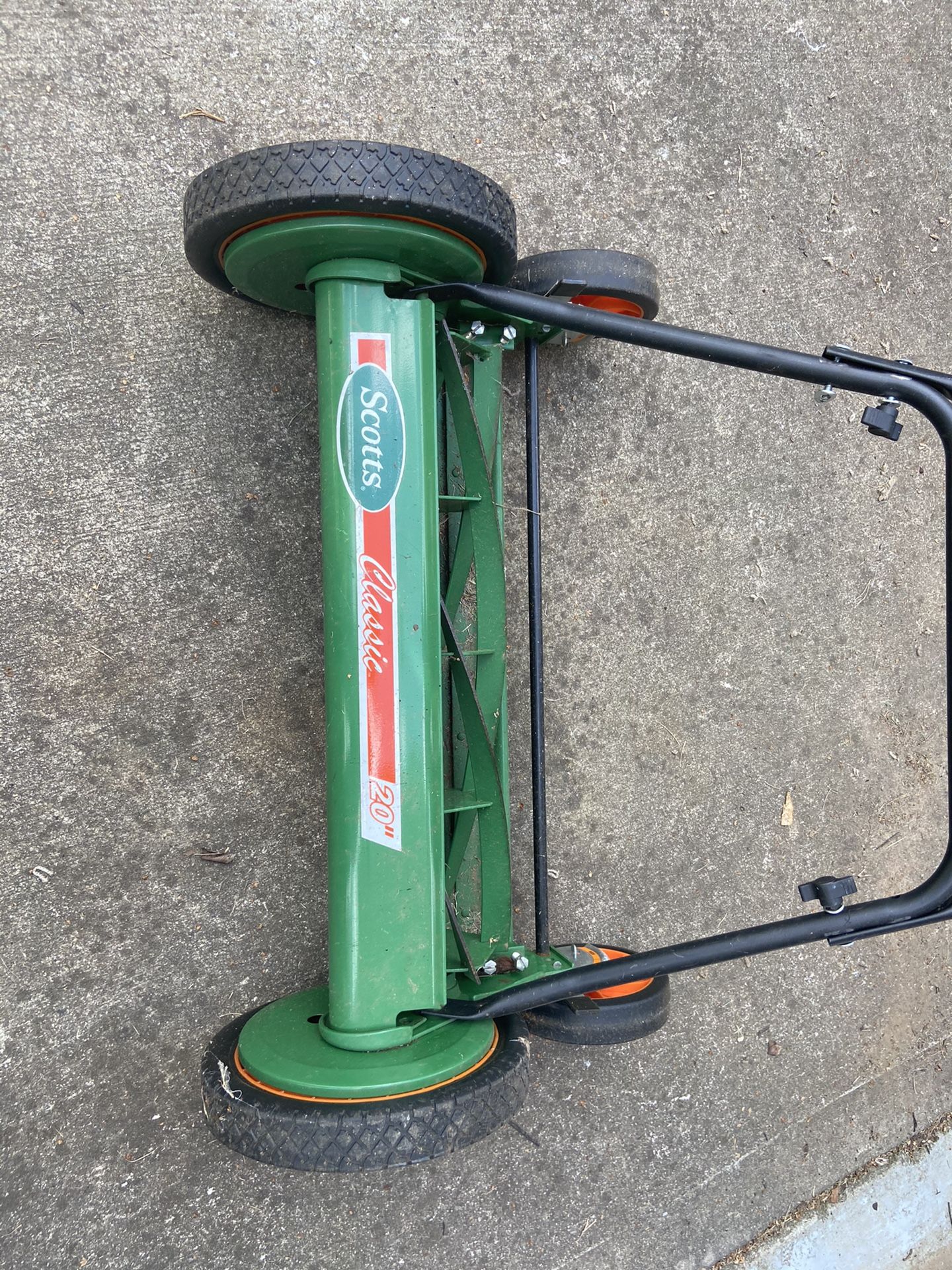 Scotts Classic 20 inch Reel Push Lawn Mower (Used) for Sale in