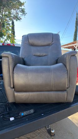 Flex steel recliner chair