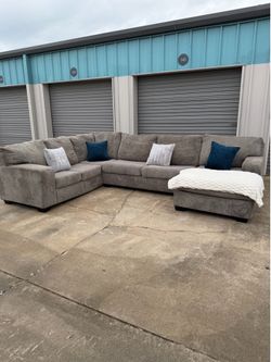XL Sectional