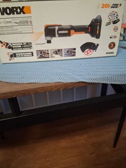 Cordless oscillating tool