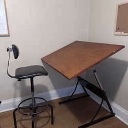 Vintage Drafting Table! Comes With Stool.
