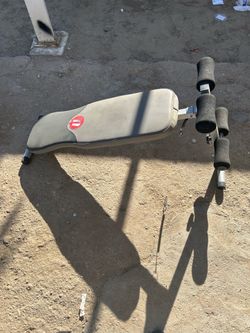 Universal Ab Workout Machine