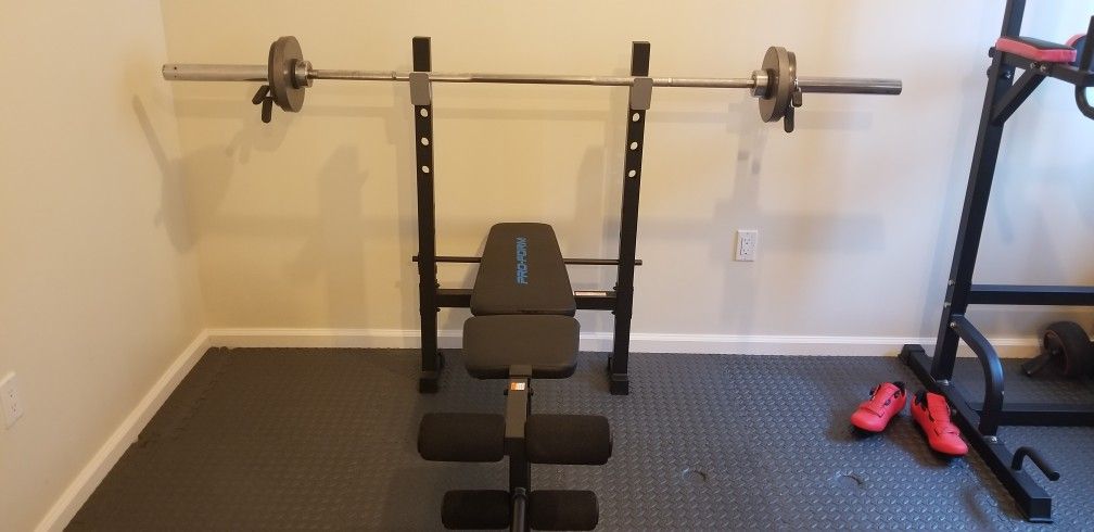 Like New Bench And Weights