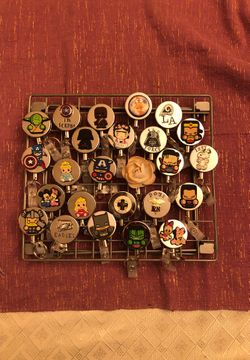 Character badge retractable