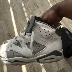 Jordan 6 Retro
