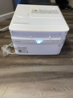 Frigidaire Medium Room Window Air Conditioner , Remote Included ( 115-Volt , 8000-BTU )