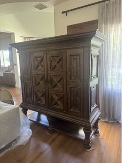 Furniture entertainment center
