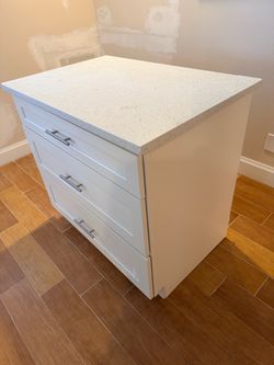 Nice cabinet