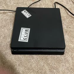 PS4 Slim