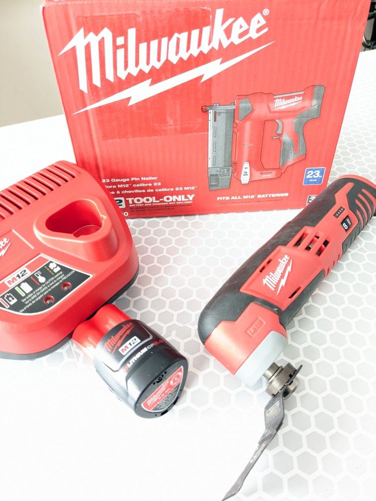 M12 Milwaukee 23GA Pin Nailer Combo + Multi Tool