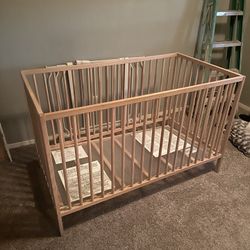 Baby Crib With Mattress 