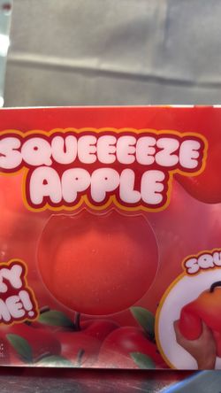 SQUEEEZE APPLE