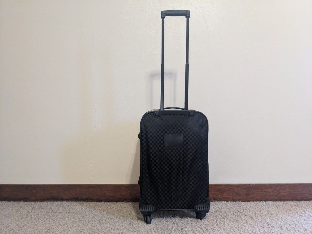 Suitcase (Like New)