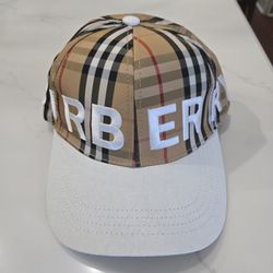 Stylish And Iconic Burberry Cap 