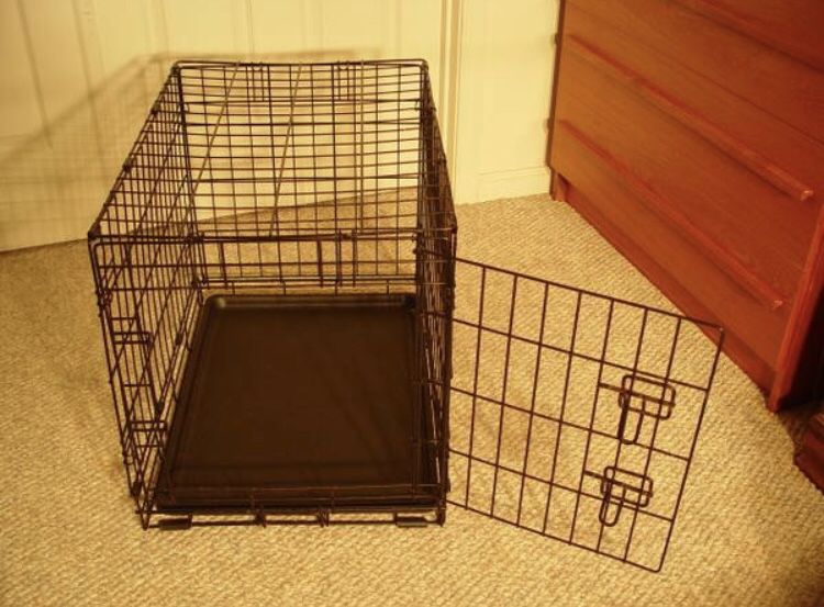 Medium size dog crate