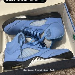 University Blue/Black-White Air Jordan Retro 5s Men’s 10.5 $200 or Best Offer
