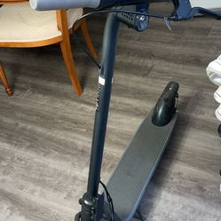 Segway E2 ELECTRIC SCOOTER
