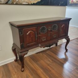 French Provincial style Sideboard Buffet